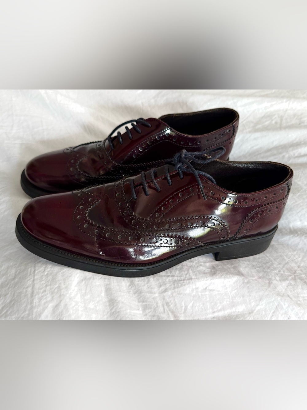 Woman’s Boemos Burgundy Brogue Oxfords Size 38/8 - Picture 5 of 9